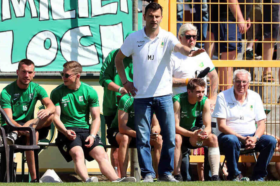 Trainer Miroslav Jagatic hat das erste Testspiel mit Chemie Leipzig gegen den 1. FC Magdeburg am Mittwochabend mit 0:3 verloren. (Archivbild)