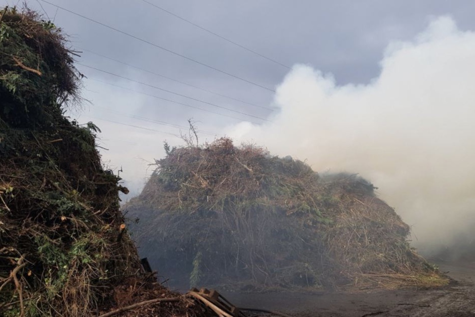 Brand in Kompostieranlage in Wachtberg-Gimmersdorf.