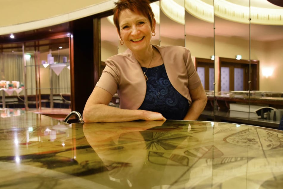 Birgit Heßler (60) hat das Leipziger Ring-Café mit ihrem Lebensgefährten neues Leben eingehaucht.