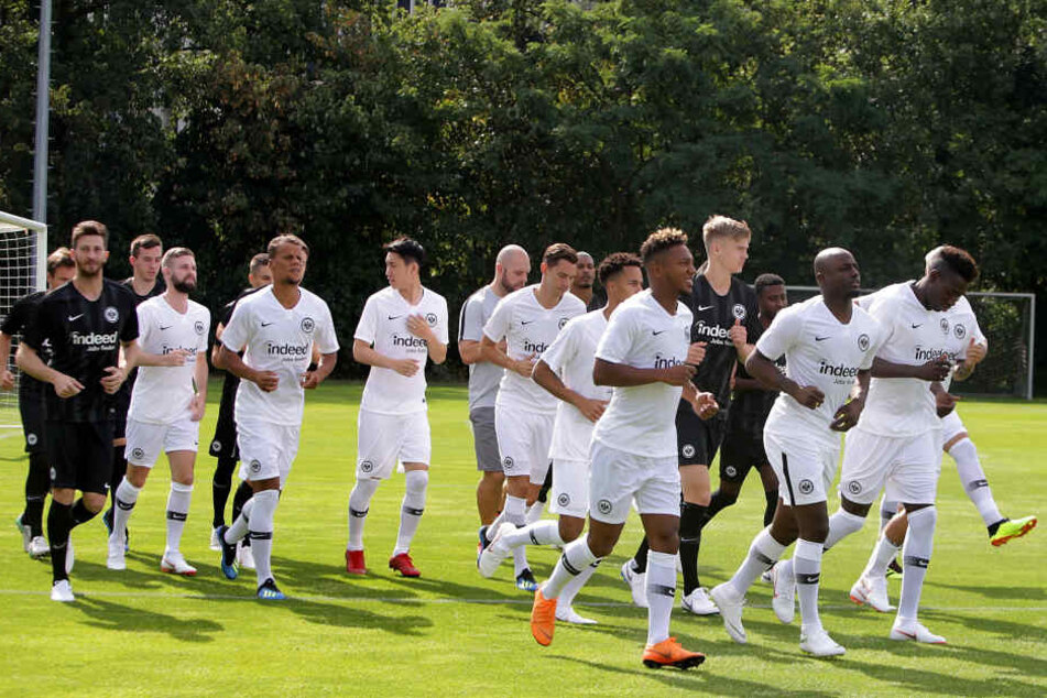 Am Mittwoch hielt die Eintracht mit ihrem neuen Coach Adi Hütter die erste öffentliche Trainingseinheit ab.