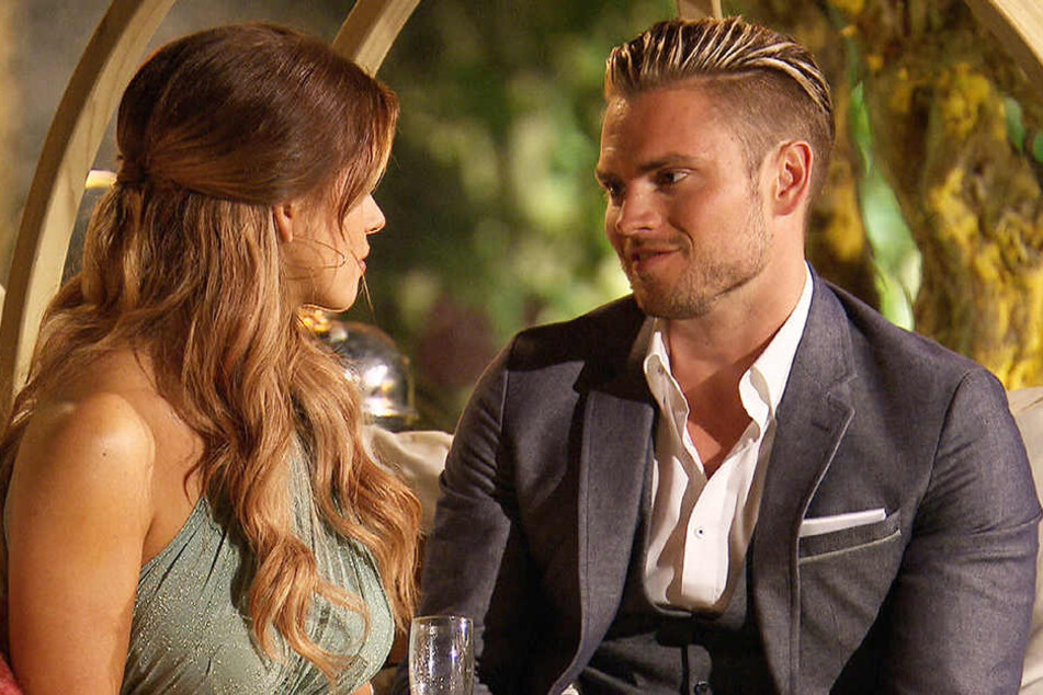 Im TV kämpft er noch um Jessis letzte Rose. Doch im wahren Leben scheint Johannes Haller (29) längst wieder in Flirtlaune zu sein.