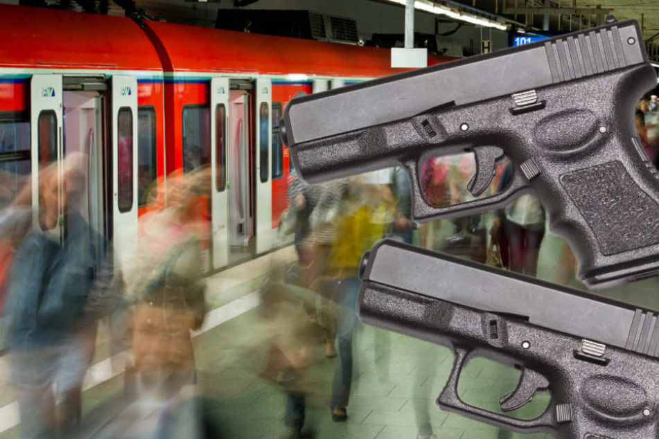Die Waffen der jungen Männer behielt die Bundespolizei ein (Symbolfoto).