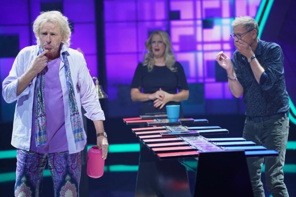 Nach dem Fernseh-Unfall blutete Thomas Gottschalk an den Lippen. Günther Jauch war es sichtlich unangenehm.