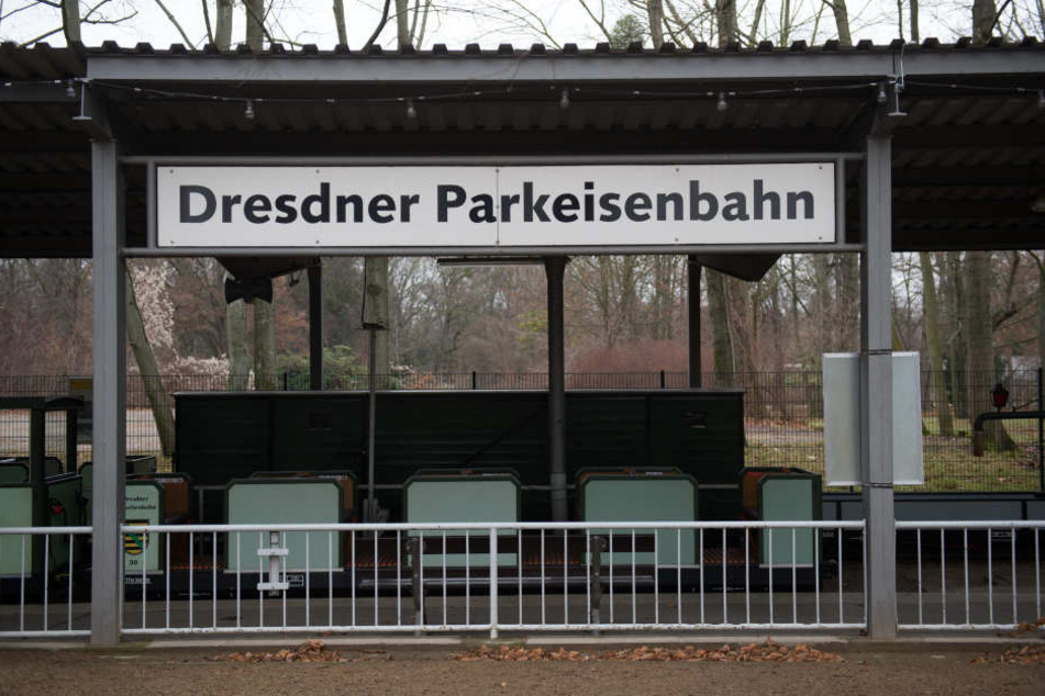 Triste Stimmung am „Bahnhof Zoo“: Derzeit hat die Parkeisenbahn Winterpause.