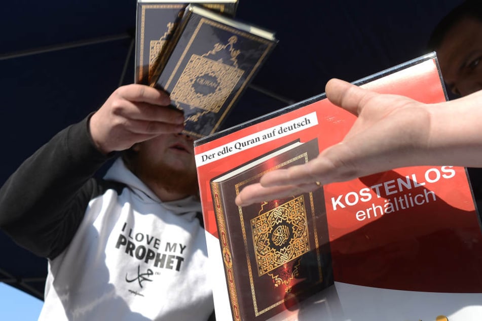 Der Jüngere der Männer in U-Haft soll an der verbotenen LIES-Aktion teilgenommen haben. (Symbolbild)