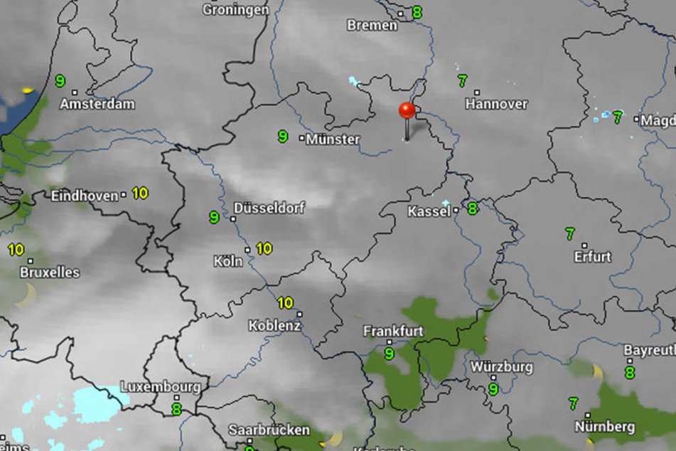 Viele Wolken zeigen sich Freitag und Samstag. Am Sonntag darf man sich dann über Sonne freuen.