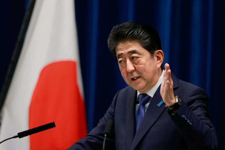 Folgt einem harschen Kurs: Japans Ministerpräsident Shinzo Abe. (Foto: DPA)