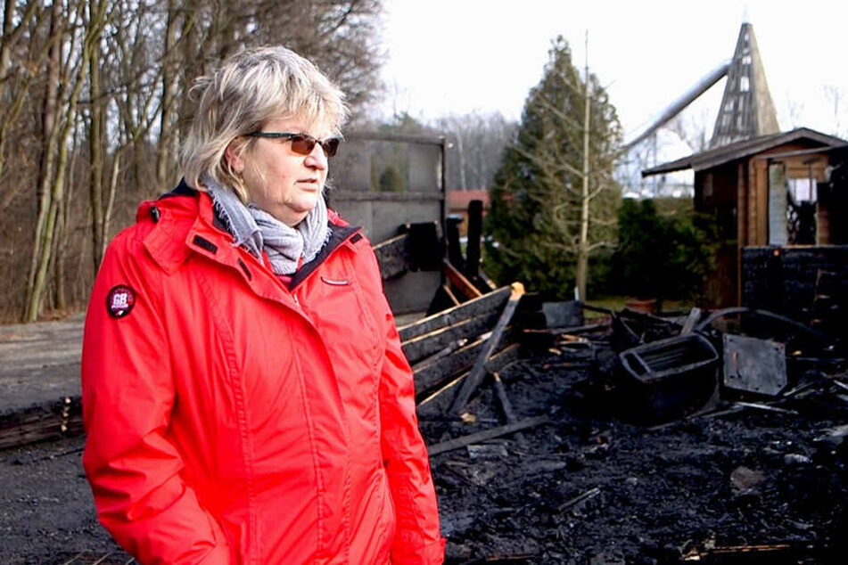 Regina Frenzel (61) hat jetzt mit dem Wiederaufbau viel zu tun.