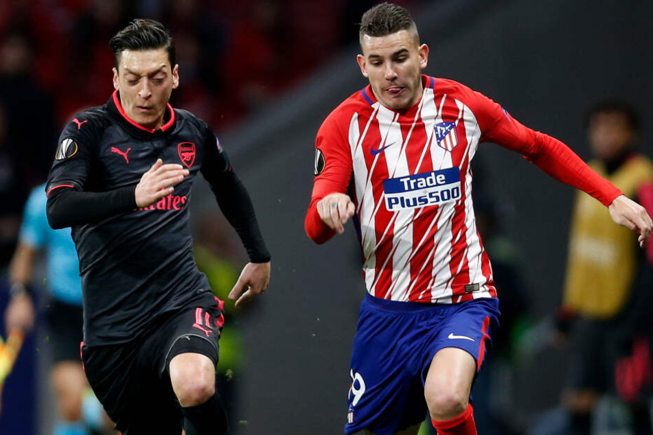 Lucas Hernández (r.) von Atlético Madrid könnte bald für den FC Bayern auflaufen.