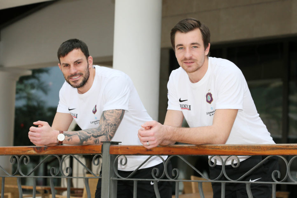 Martin Männel (r.) und Daniel Haas
sind im Auer Camp auch in der trainingsfreien Zeit oft zusammen zu sehen.