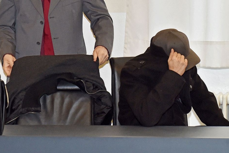 Tomy K. (22) steht im Verdacht, auf eine Löbtauer Wohnung geschossen zu haben