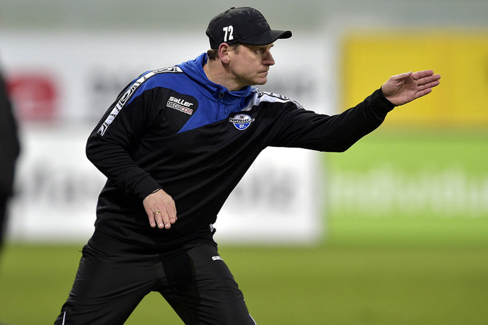Steffen Baumgart erwartet gegen die Sportfreunde Lotte einen heißen Tanz in der Benteler-Arena.