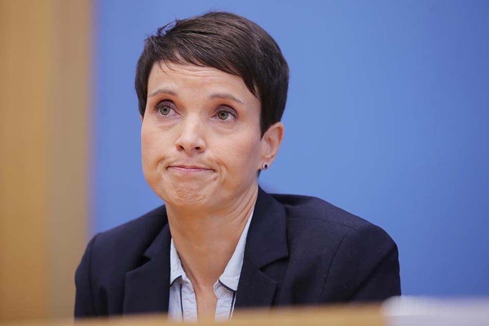 Bald als Fraktionslose im Bundestag? Frauke Petry (AfD) am 25.09.2017 bei der Bundespressekonferenz in Berlin.