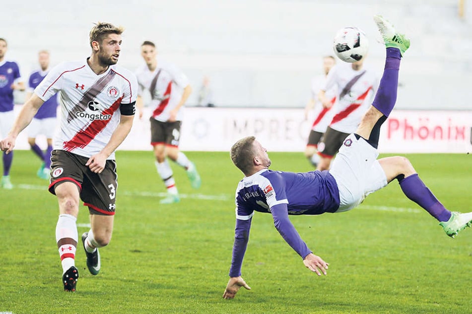 Das Auer „Tor des Jahres“!Nicky Adler traf mit diesem herrlichen Fallrückzieher zum 1:0 gegen den FC St. Pauli.