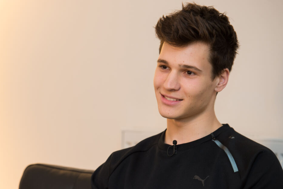 Sein großes Ziel im Leben? "Papa zu werden", antwortet der 26-Jährige, der aktuell noch Single ist.