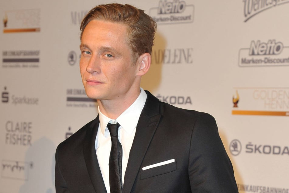 Matthias Schweighöfer (35) präsentiert den ersten Trailer zu seiner neuen Serie "You are wanted".