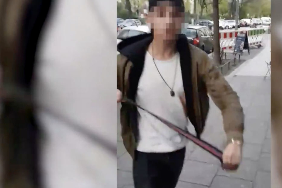 Mit seinem Gürtel schlug der Syrer (19) wiederholt auf den 21-jährigen Israeli ein.