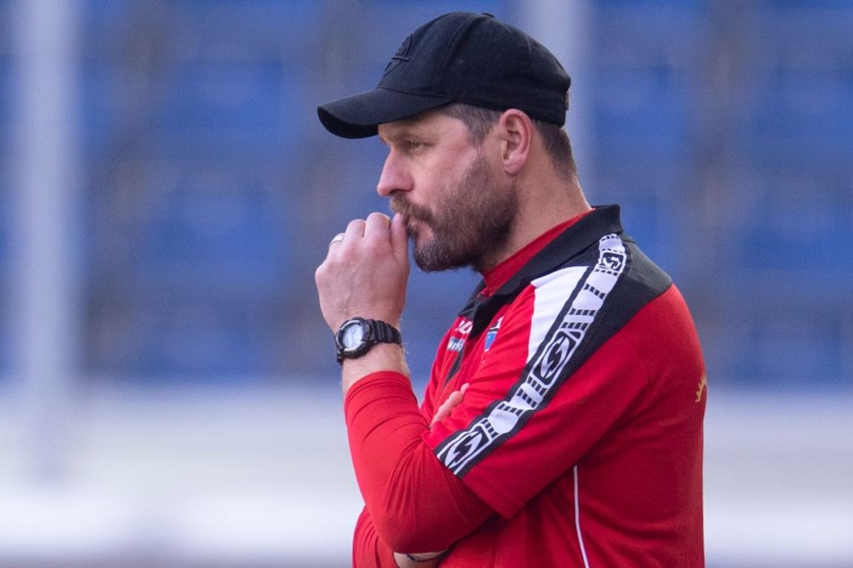 SCP-Coach Steffen Baumgart will gegen den HSV "etwas zählbares mitnehmen".