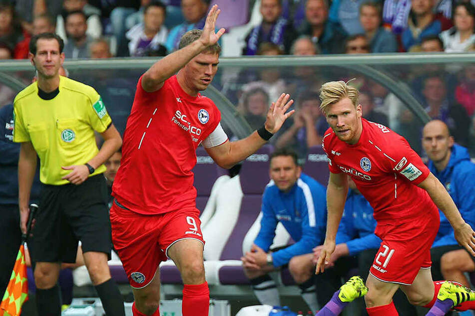 Es kann nur einen in der Sturmspitze geben: Fabian Klos (li.) oder Andreas Voglsammer.