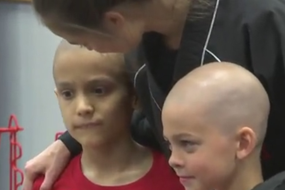 CJ hilft seinem Kumpel Lucas durch die schwere Zeit.