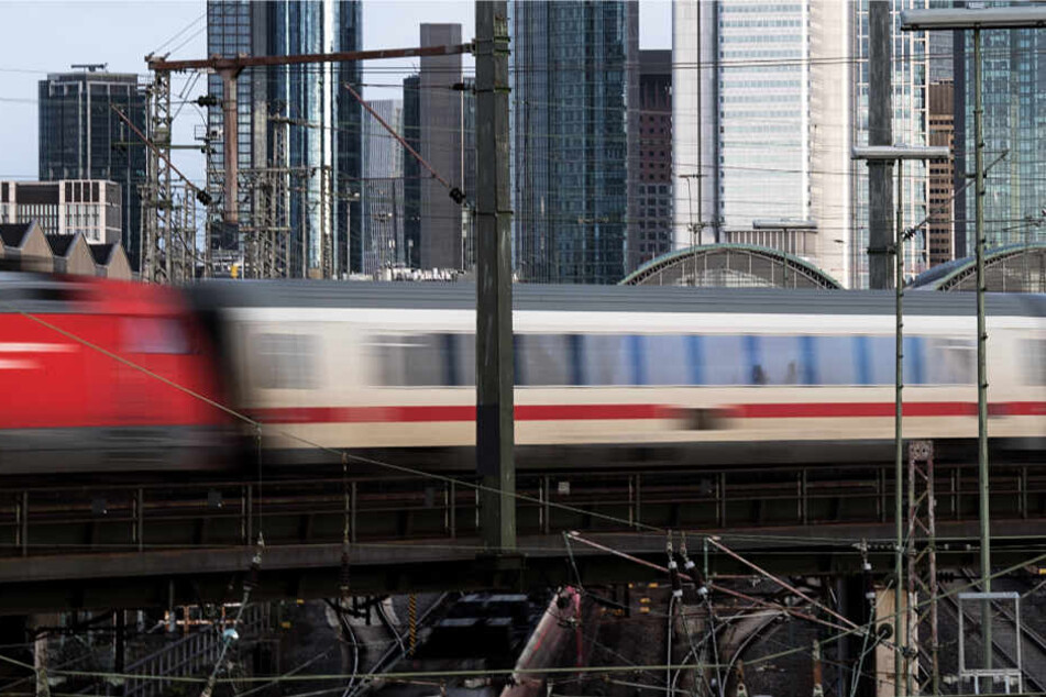Der IC 34 soll von Dezember 2020 an Frankfurt und Westfalen miteinander verbinden (Symbolbild).