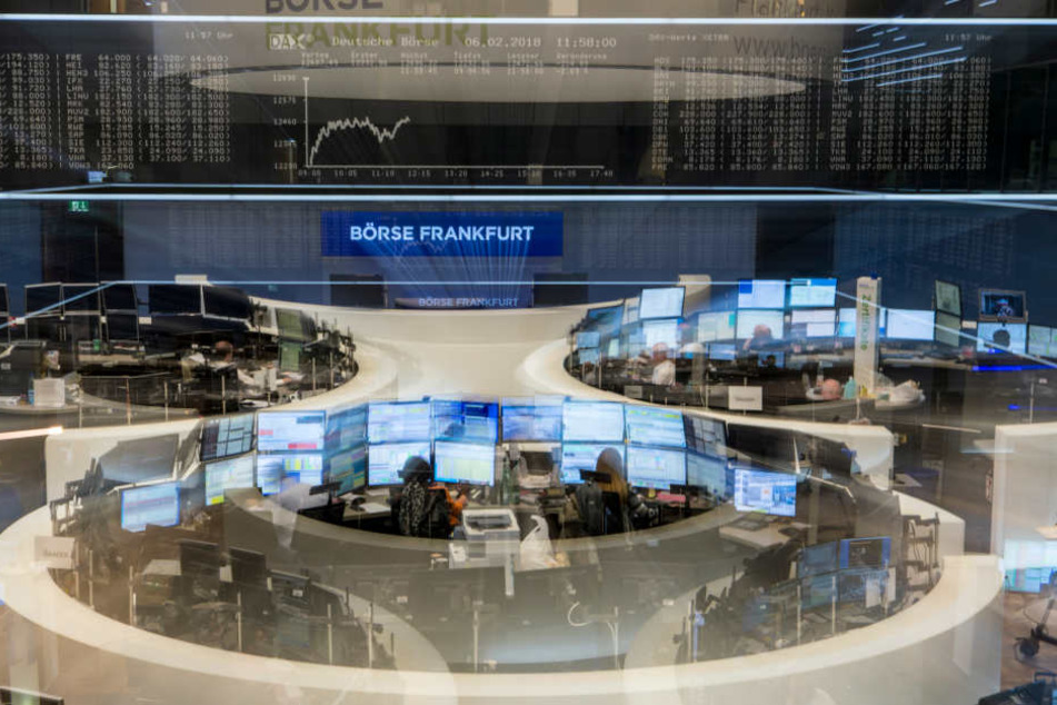 Die Deutsche Börse will die jährlichen Fixkosten bis Ende 2020 um rund 100 Millionen Euro senken. (Symbolbild)