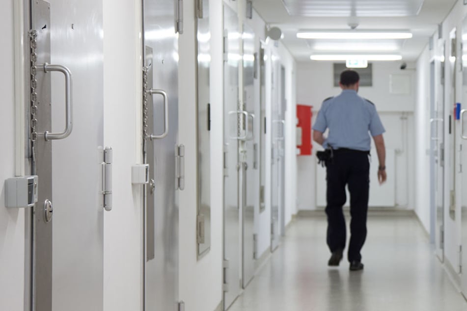 Aktuell ist davon auszugehen, dass die Suizid-Rate in NRW-Gefängnissen zurückgegangen ist. (Symbolbild)
