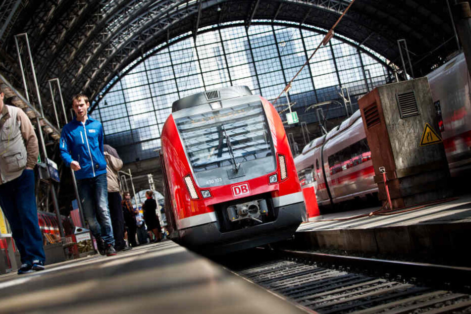 Sowohl der Bahn- und Regionalverkehr. (Symbolfoto)