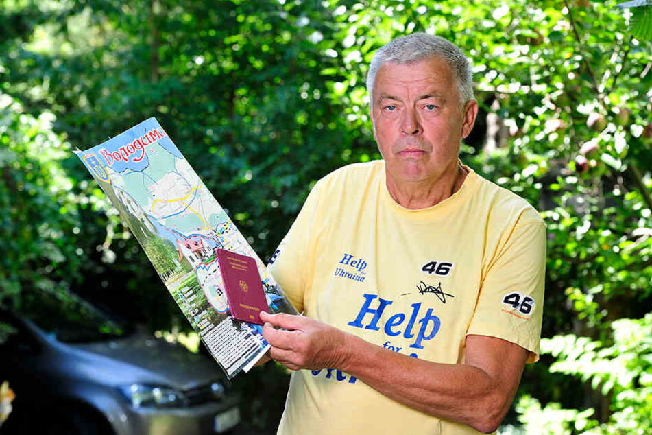 Nach sechs Stunden Wartezeit stinksauer auf die polnischen Grenzer: Zwickaus Stadtrat Karl-Ernst Müller (70, CDU).