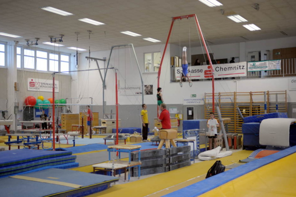 Die Halle, in der die Kunstturner im Sportforum trainieren, soll vergrößert werden. (Archivbild)
