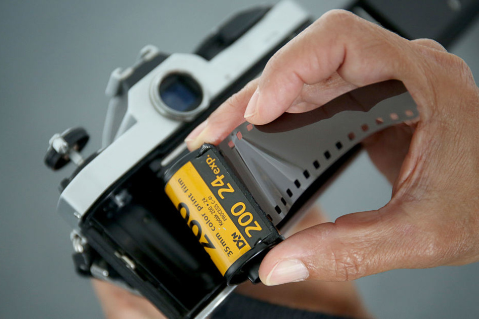 Die analoge Fotografie kommt zurück, ganz langsam, als Trend für Geduldige.