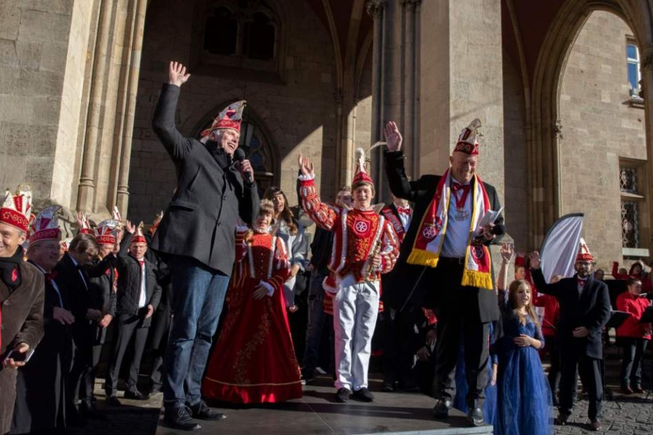 Das Rathaus wurde von den Narren Punkt 11.11 Uhr gestürmt.
