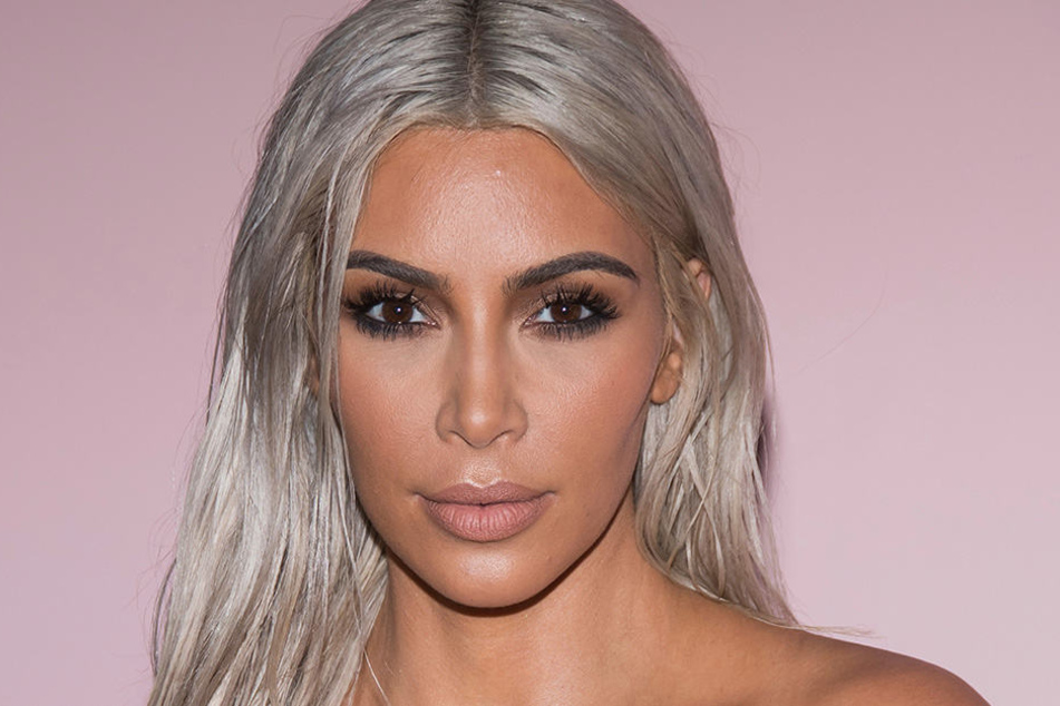 In einer New Yorker Bar ist man von Kim Kardashians Slang alles andere als begeistert.