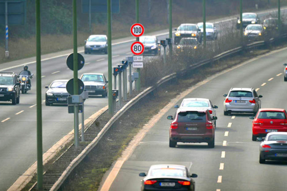 Frühere Zählungen haben ergeben, dass täglich rund 70.000 Autos über den OWD fahren.
