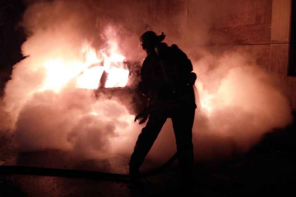 Die Kameraden der Freiwilligen Feuerwehr Königswinter im Einsatz.