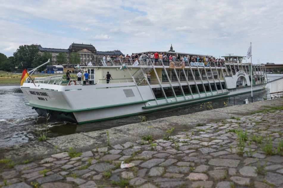 Die MS August der Starke wird am 17.8. zum Ü30-Party-Boot.