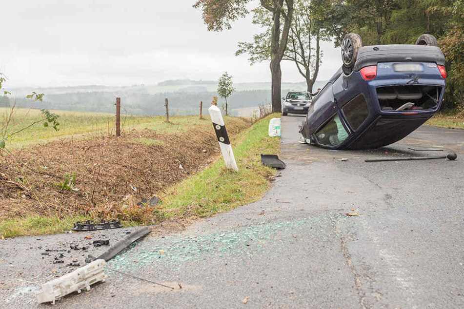 Die junge Frau verlor die Kontrolle über ihr Fahrzeug und überschlug sich.