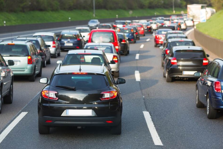 Die A9 Richtung Berlin ist aktuell wegen eines Unfalls gesperrt.