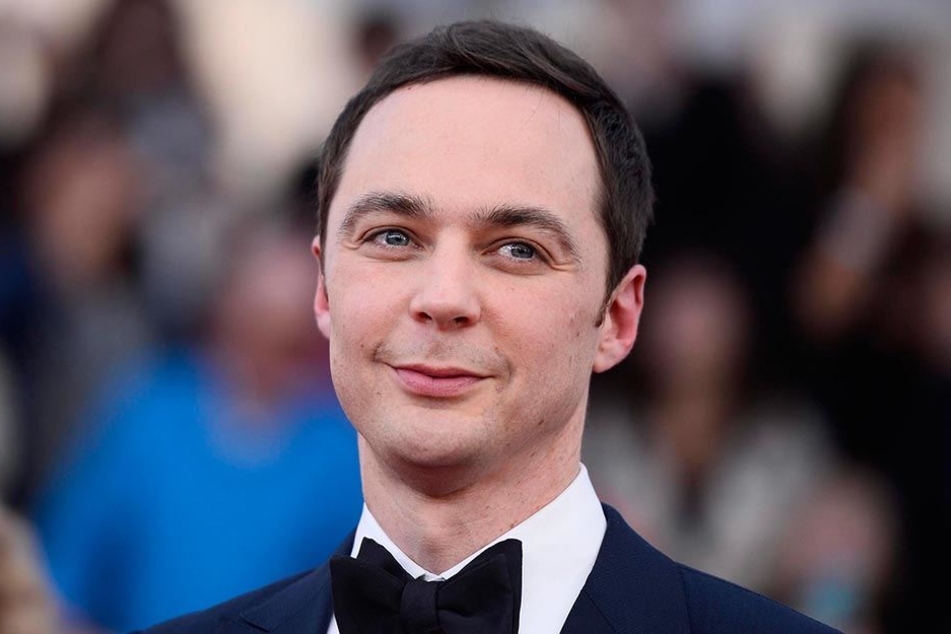 Wurde als Dr. Sheldon Cooper in "The Big Bang Theory" berühmt: Jim Parsons.