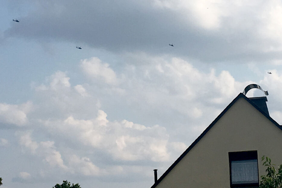 Die Hubschrauber waren am Donnerstagabend über Chemnitz unterwegs.