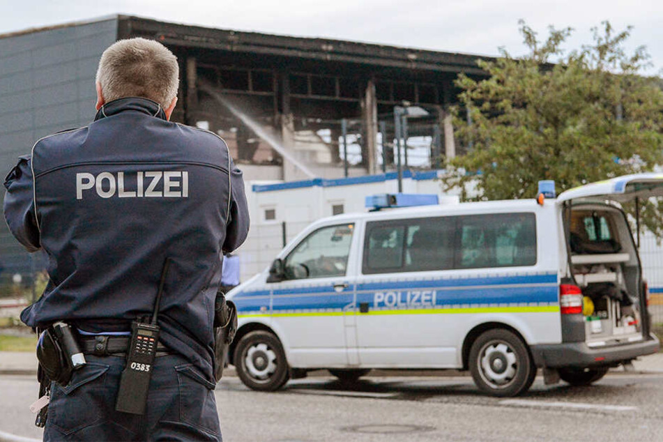 Übergriffe auf Flüchtlingsheime sind in NRW stark zurückgegangen. (Symbolbild)