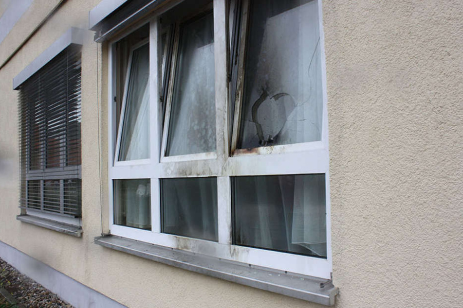 Im Oktober 2016 versuchte der 21-Jährige mit Molotowcocktails das Flüchtlingsheim anzuzünden.