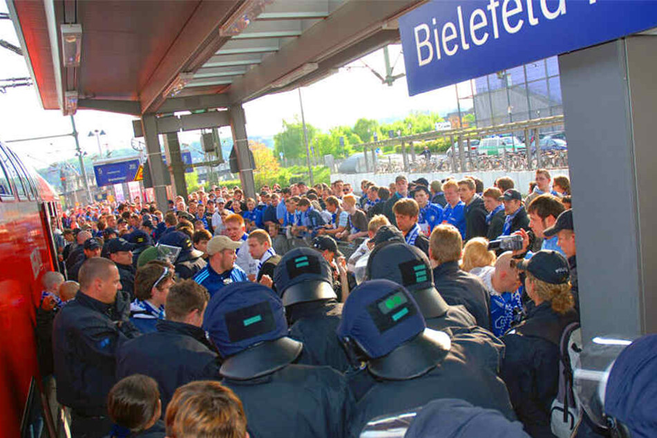 Die Sonderzüge von Arminia Bielefeld werden von den Fans gerne genutzt.