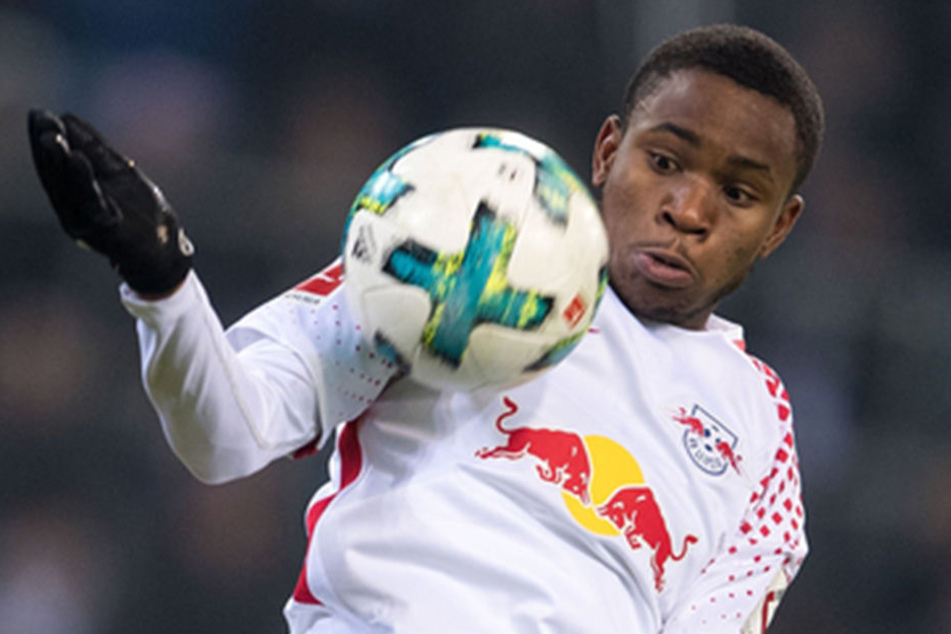 Der Neuzugang (20) machte sich schon bei seinem ersten Einsatz gegen Borussia Mönchengladbach bezahlt.