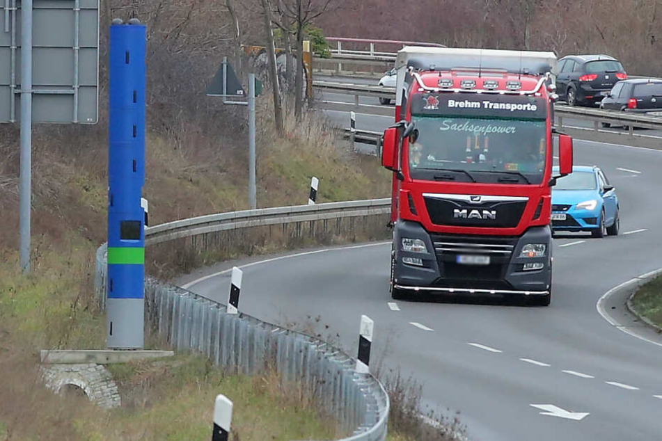 Die Einnahmen aus der Lkw-Maut sollen in Radwege investiert werden.