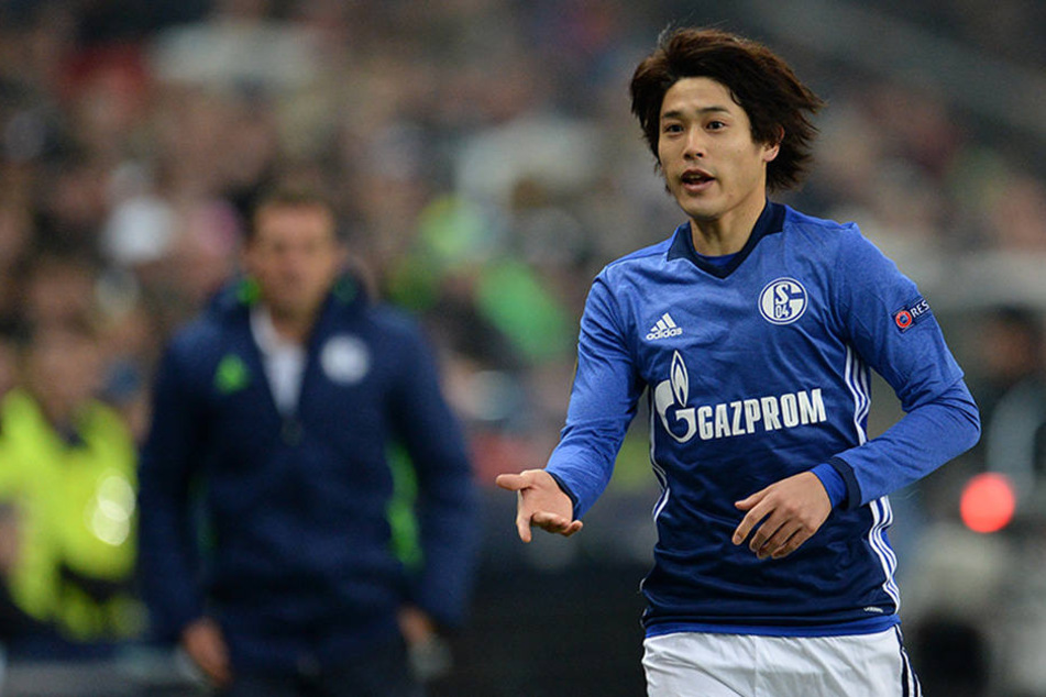 Im Dezember 2016 absolvierter der Japaner sein letztes und einzige Spiel in der Saison 2016/17 für Schalke 04.