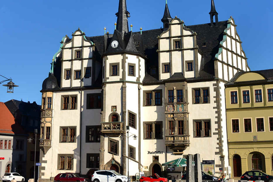 Im Saalfelder Rathaus wurde eine Ampulle mit einer stinkenden Flüssigkeit gefunden.