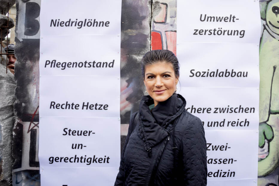 Linken-Fraktionschefin Sahra Wagenknecht soll sich aus der Spitze der "Aufstehen"-Bewegung zurückziehen.