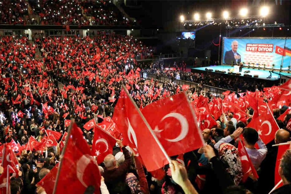 Veranstaltung des türkischen Ministerpräsidenten Yildirim in Oberhausen am 18.02.2017.