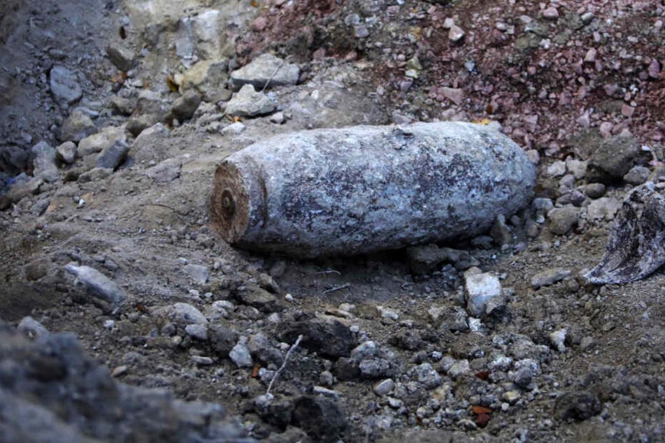 Der Zünder der Bombe ist nach ersten Erkenntnissen noch intakt (Symbolfoto).